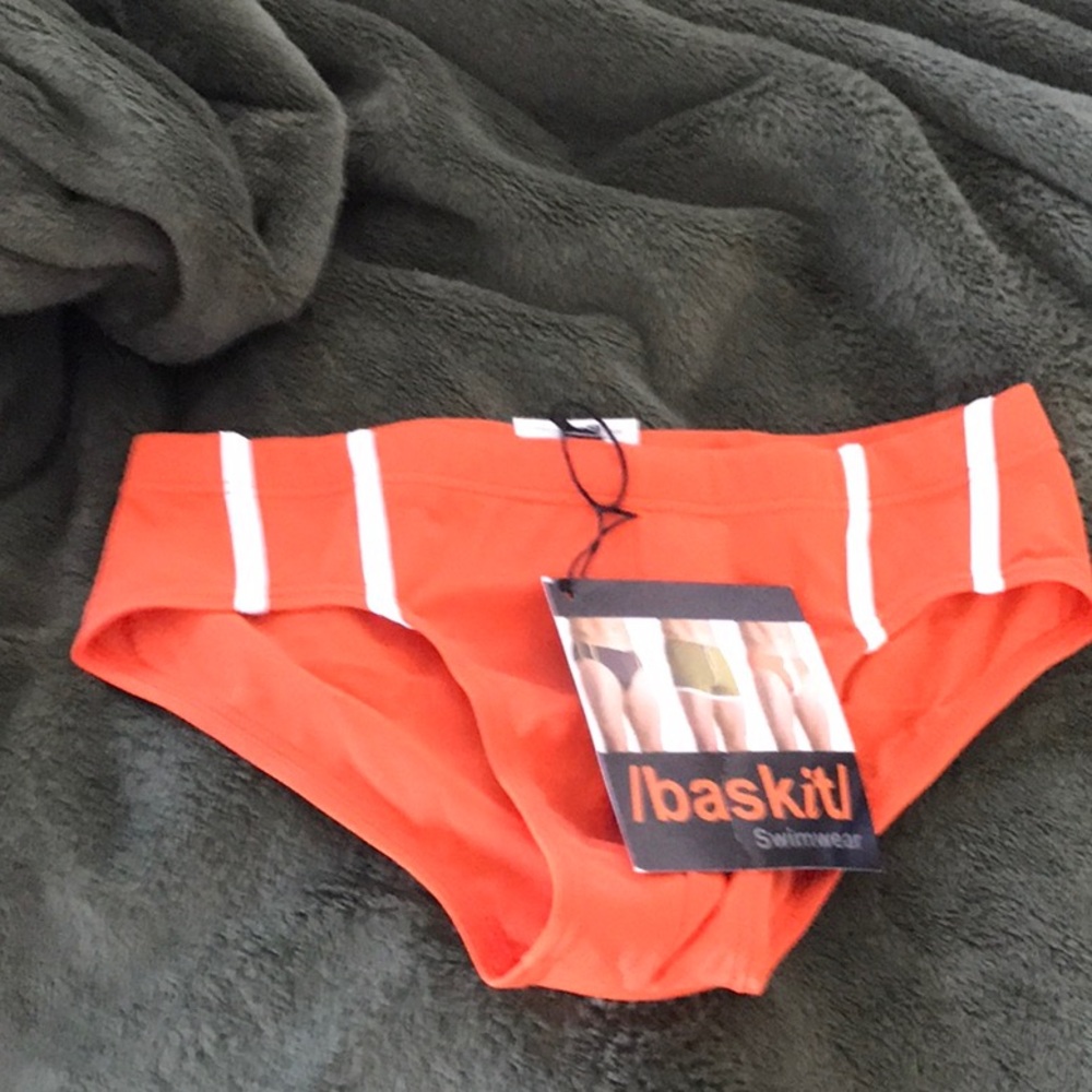 Men’s swim briefs size small orange